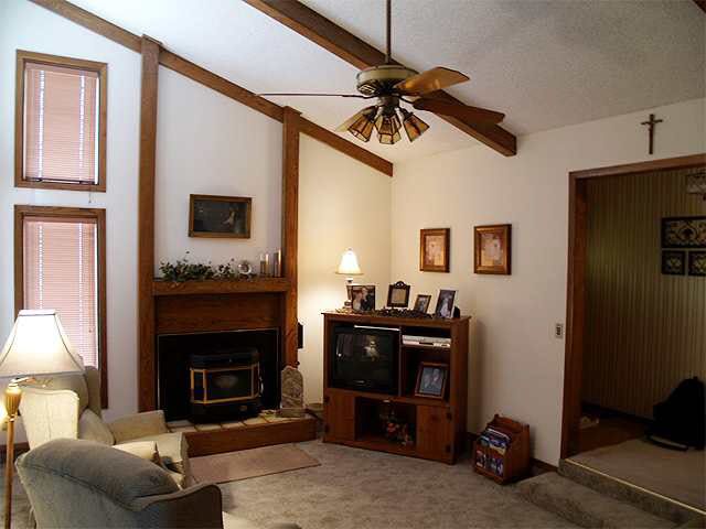 108 Aaron Dr, Andover, KS 67002