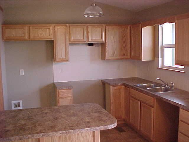 1324 E Berlin, Haysville, KS 67060