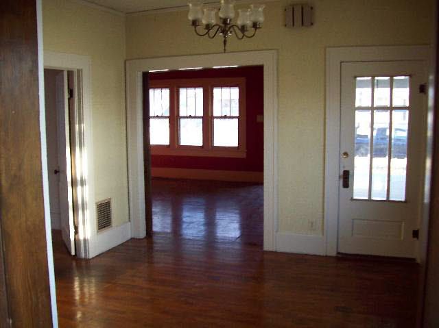 324 E 11th, Wellington, KS 67152