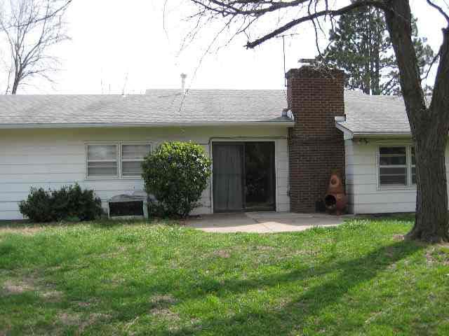 8208 E Peach Tree, Wichita, KS 67207