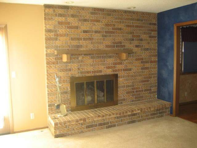 9203 E Lincoln Ct, Wichita, KS 67207