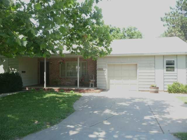 515 Grandview, Newton, KS 67114