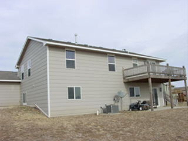 1621 Mcrae Ct, Goddard, KS 67052