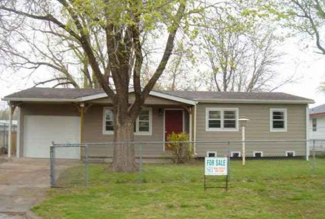 2216 W Haskell, Wichita, KS 67213