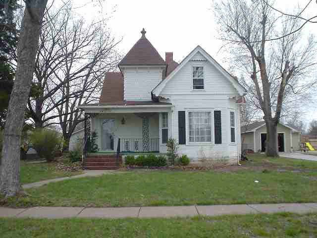 319 N Marshall, Cheney, KS 67025