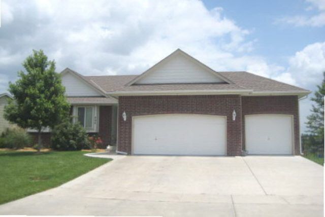 404 S Quail Run Ct, Andover, KS 67002