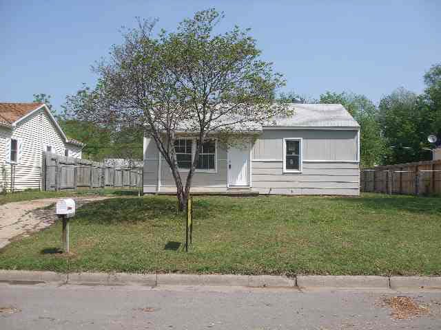 230 Summey St, Wichita, KS 67217