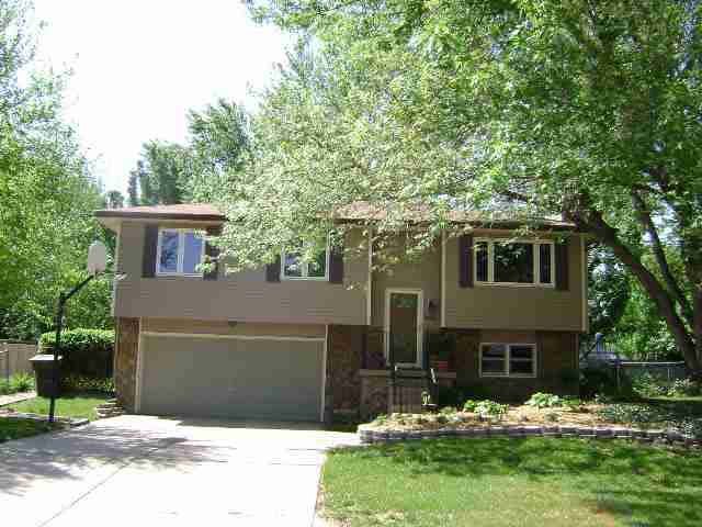 425 Burning Tree, Derby, KS 67037