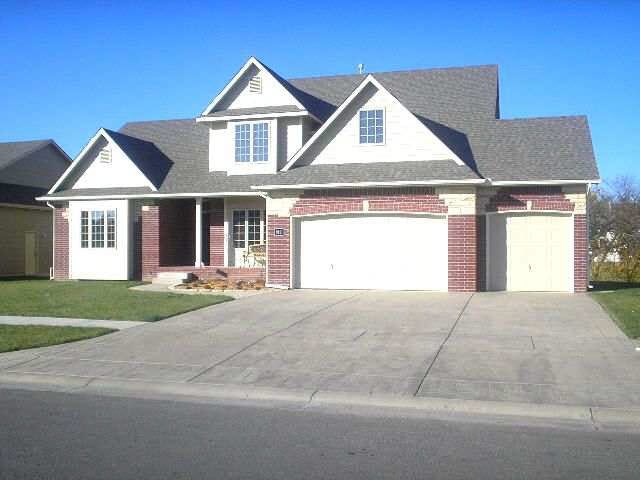 919 Bel Arbor, Derby, KS 67037