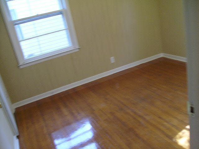 239 Sunset Ave, Haysville, KS 67060