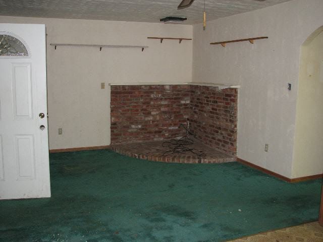 106 Walnut St, Mulvane, KS 67110