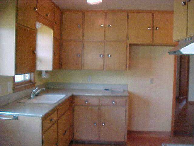 804 Riverdale, Mulvane, KS 67110