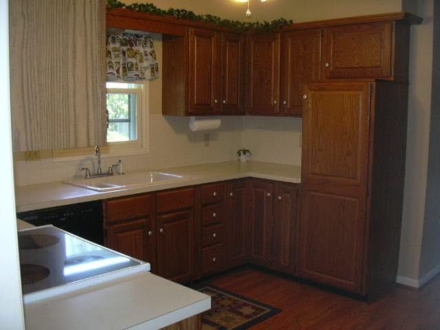 175 Williamsburg St, Andover, KS 67002