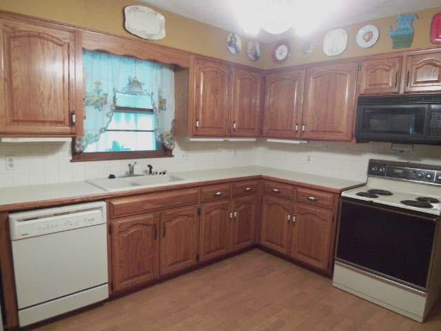 845 N Crestline, Wichita, KS 67212