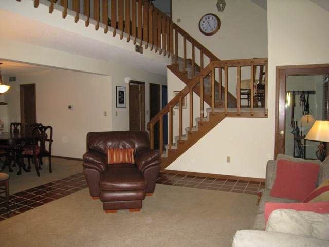 1424 E Pinion, Derby, KS 67037