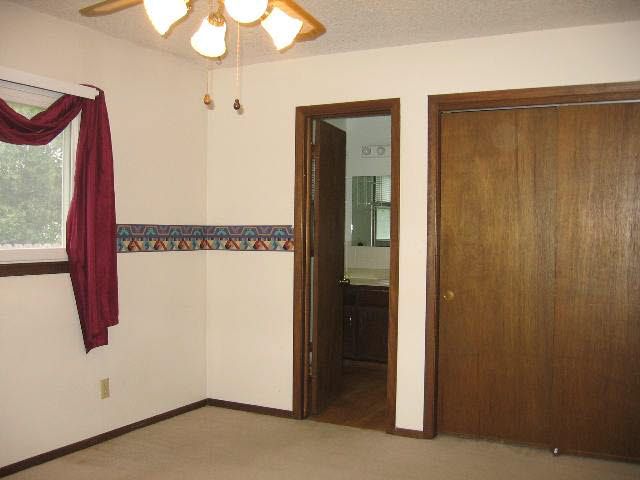 7 E Argon, Goddard, KS 67052