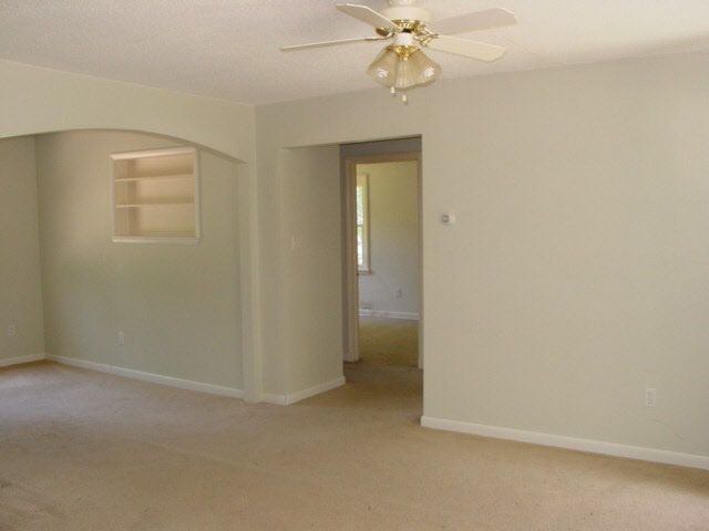 5412 E Pine, Wichita, KS 67208