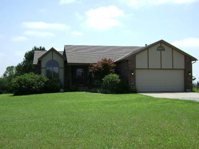 24505 W 55th S, Viola, KS 67149