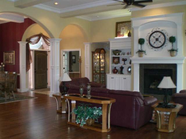 925 E Lakecrest, Andover, KS 67002