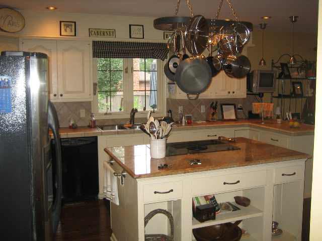 8225 E Overbrook, Wichita, KS 67206