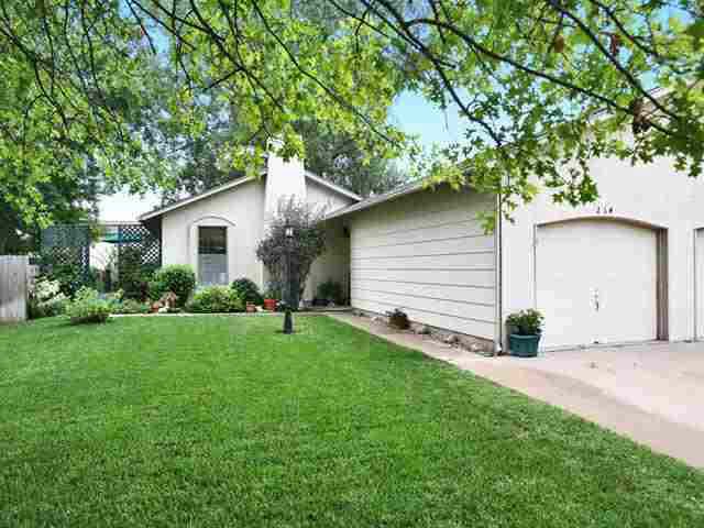 214 N Oak Forest, Derby, KS 67037