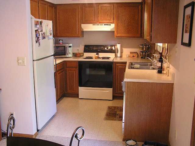 9420 E Blue Stem Cir, Wichita, KS 67207