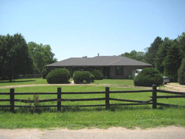 2115 S Crest, Wichita, KS 67207