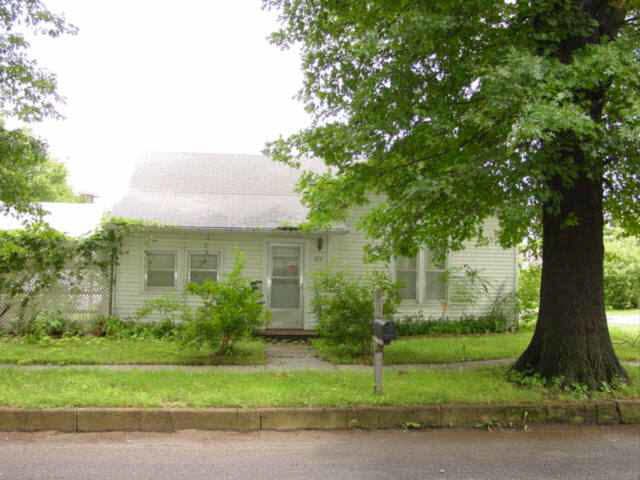422 S 4th, Mulvane, KS 67110