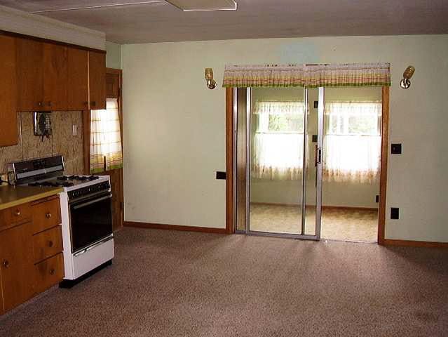 616 E 2nd, Newton, KS 67114