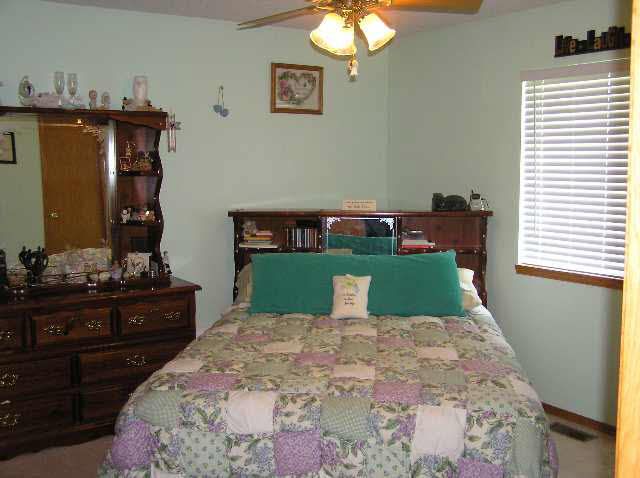 1652 Winterset St, Goddard, KS 67052