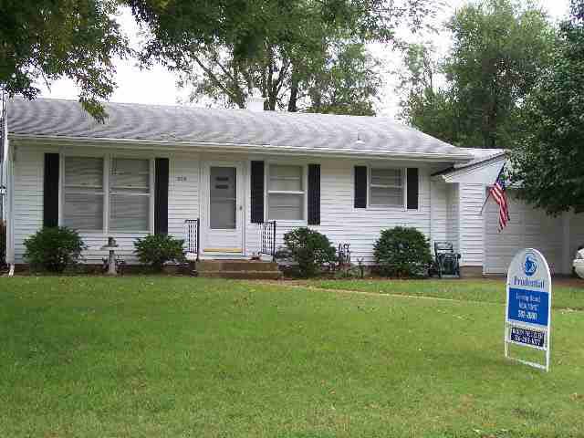 309 SE 10th, Newton, KS 67114