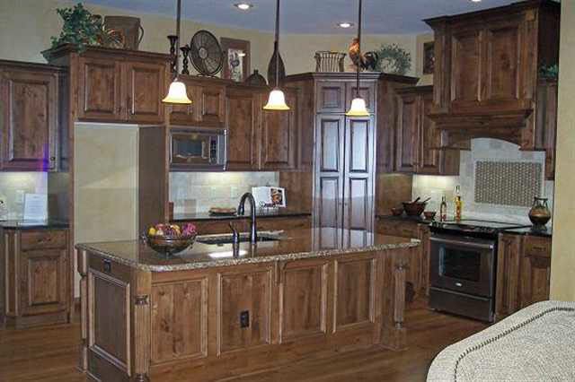 2612 Rough Creek Rd, Derby, KS 67037