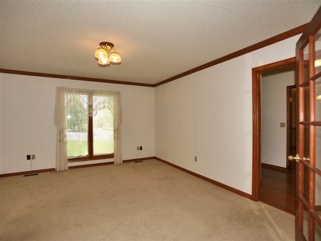 1536 Cardinal Ln, Derby, KS 67037