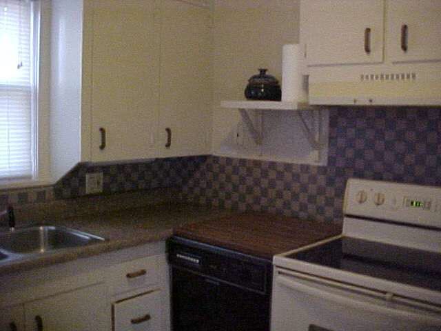 914 E 8th, Newton, KS 67114
