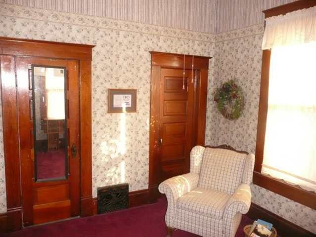 313 E 9th, Newton, KS 67114