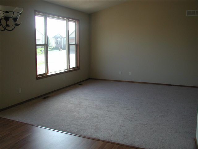 1314 Arbor Meadows, Derby, KS 67037