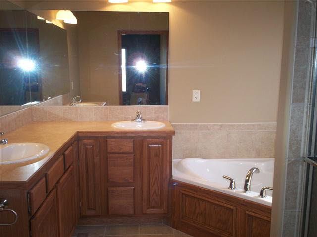 3025 Rough Creek, Derby, KS 67037