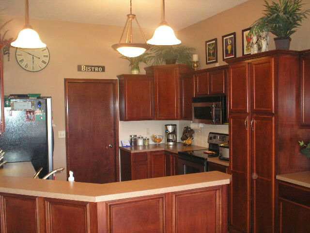 201 E Fieldstone, Derby, KS 67037