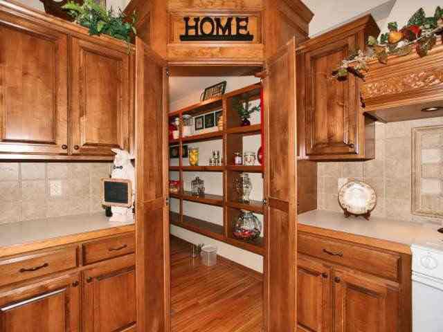175 N Belle Terre, Wichita, KS 67230