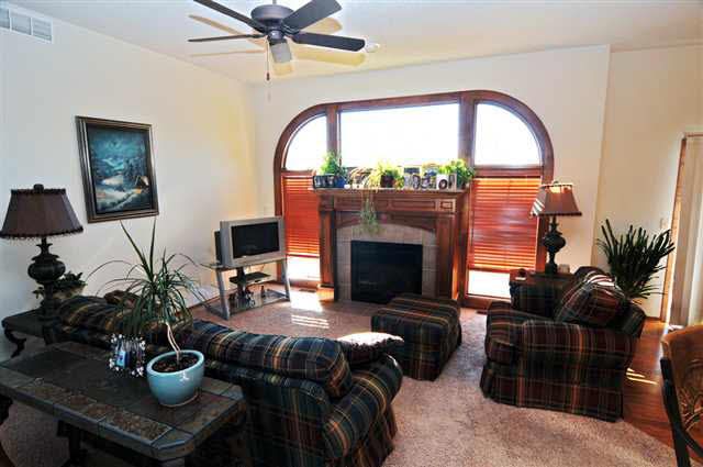 12005 E Tipperary St, Wichita, KS 67206
