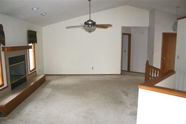 4872 N Farmstead, Bel Aire, KS 67220