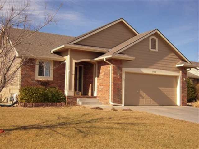 1713 N Amber Rg, Derby, KS 67037