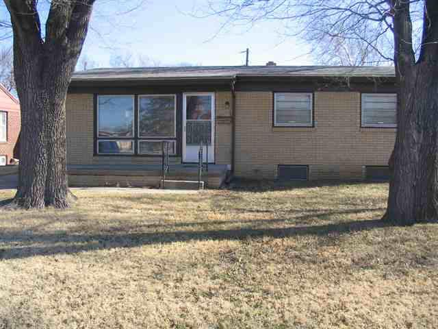 1936 S Drollinger, Wichita, KS 67218