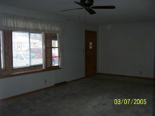 310 SE 10th, Newton, KS 67114