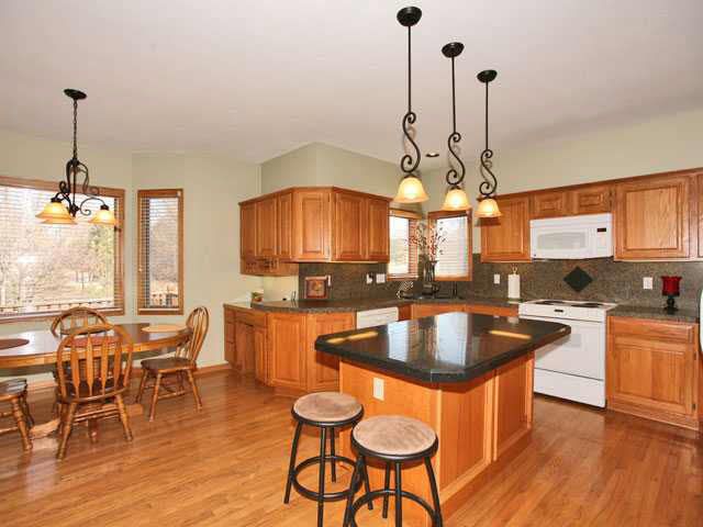 1206 Terradyne Ct, Andover, KS 67002