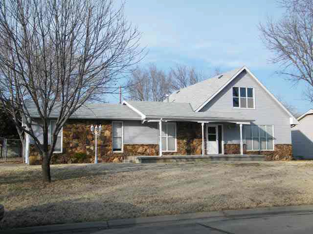 1500 Oak Forest, Derby, KS 67037