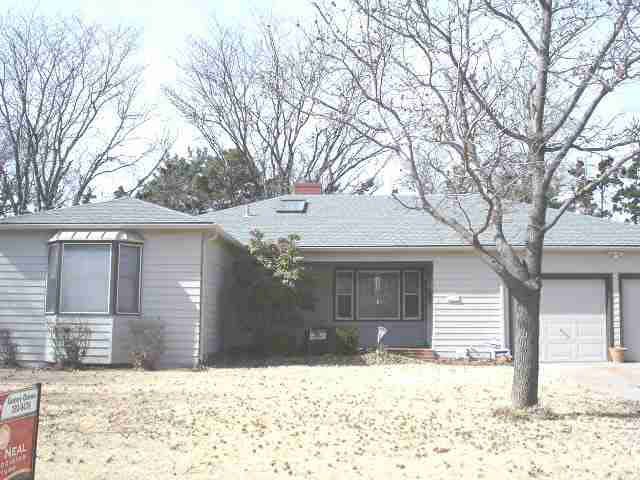 1107 N Edgemoor, Wichita, KS 67208