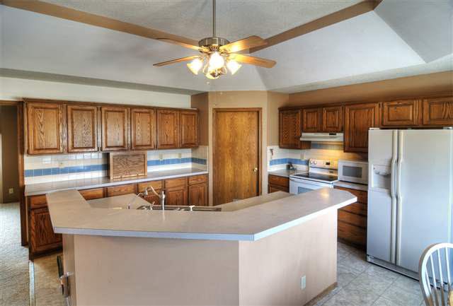 9444 SW Pine, Andover, KS 67002