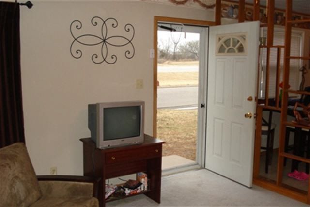 760 S Baltimore, Derby, KS 67037