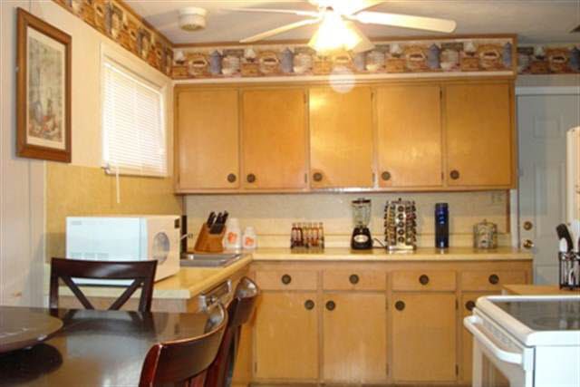 760 S Baltimore, Derby, KS 67037